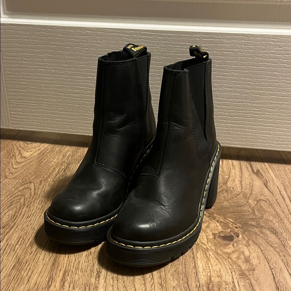 Black Leather Women's Boots